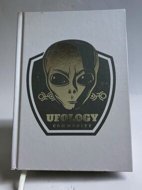 FLOMO Ufology Community Hardcover Journal - Grey/Silver 
160 sheets (320 pages)